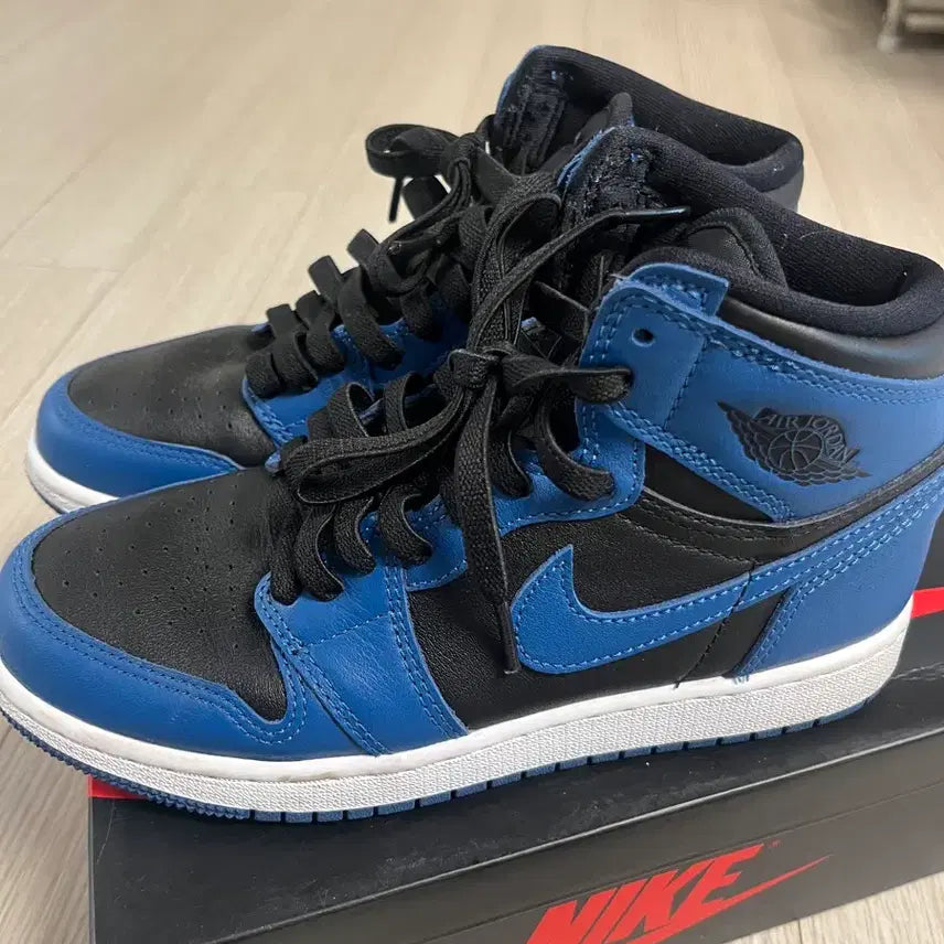 [BUNJANG] Air Jordan 1 Retro High OG Dark Marina Blue GS (4.5Y) / (GS) 조던 1 레트로 하이 OG 다크 마리나 블루235(4.5y)