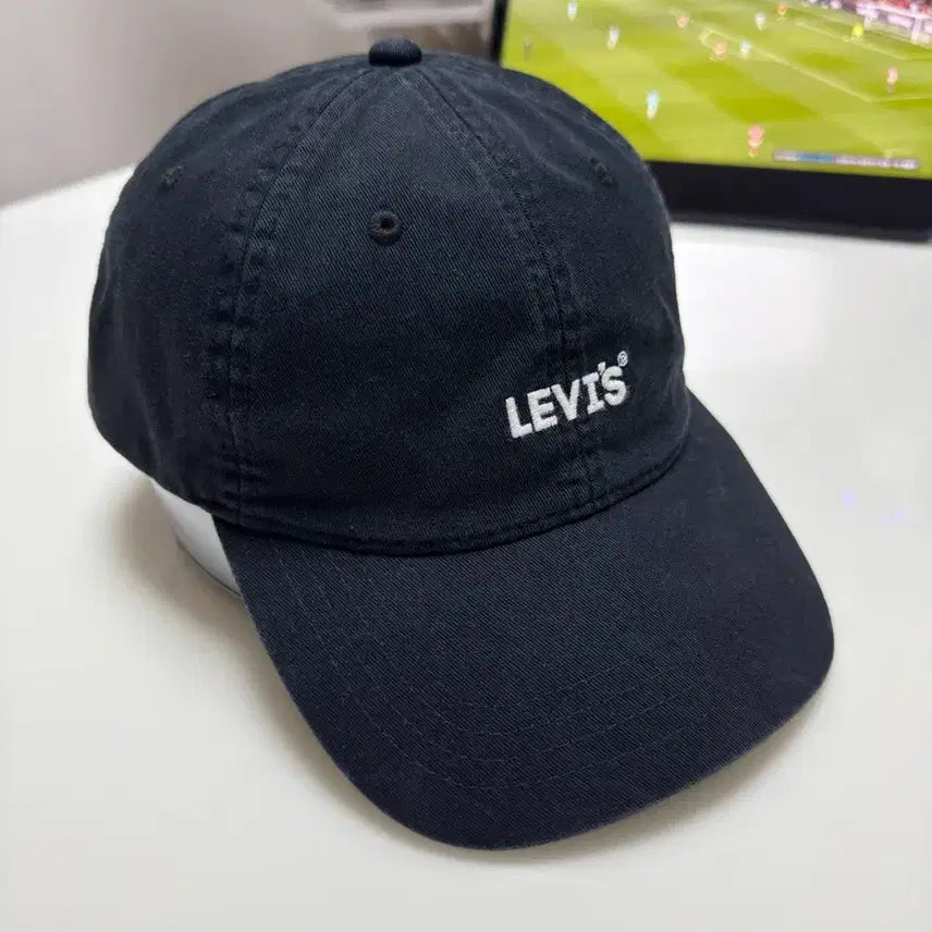 [BUNJANG] Levi's Black Baseball Cap / 리바이스 볼캡 블랙