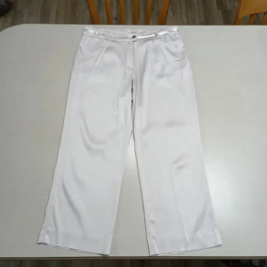 [BUNJANG] Burberry London Women's 8/10 Length Summer Slacks - Size 30 / 30 BURBERRY LONDON 여름용 8부 슬렉스 30-252