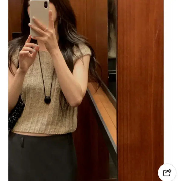 [BUNJANG] Miel Off-Shoulder Short-Sleeve Knit / 미엘 오프 반팔 니트