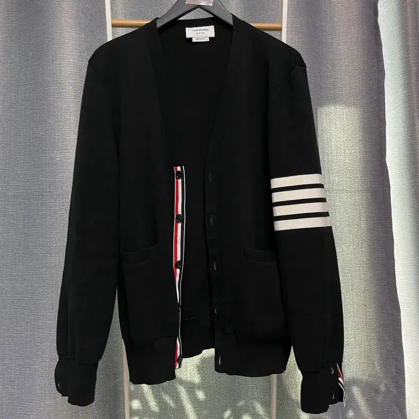[BUNJANG] Thom Browne 4 Bar Milano Stitch Cardigan Black / [ 4 ] 톰브라운 사선 밀라노스티치 가디건 블랙
