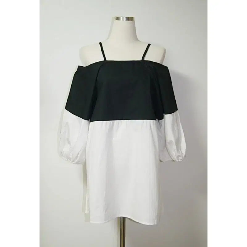 [BUNJANG] Strap Shoulder Colorblock Blouse / [새상품]어깨 끈 숄더 배색 블라우스