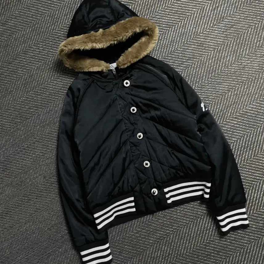 [BUNJANG] Adidas Y2K Cropped Fur Padded Hooded Jumper / 아디다스 y2k 크롭 퍼 패디드 후드 점퍼y 5685