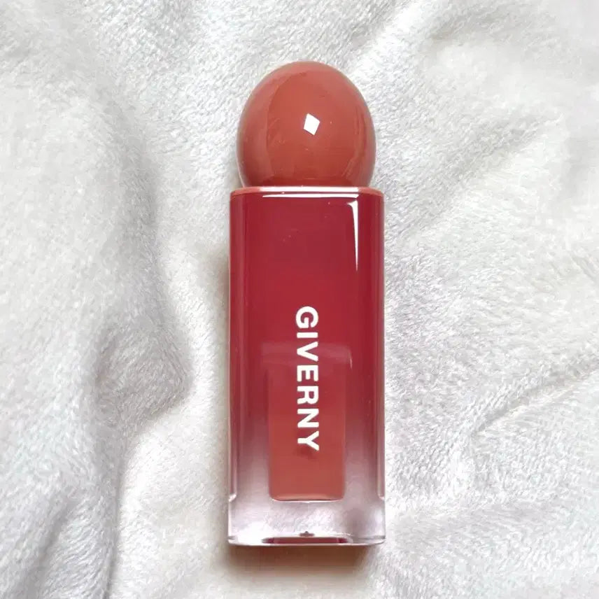 [BUNJANG] Giverny Dewey Lip Glaze 02 Mellow Beige / 지베르니 듀이 립 글레이즈 02 멜로우 베이지