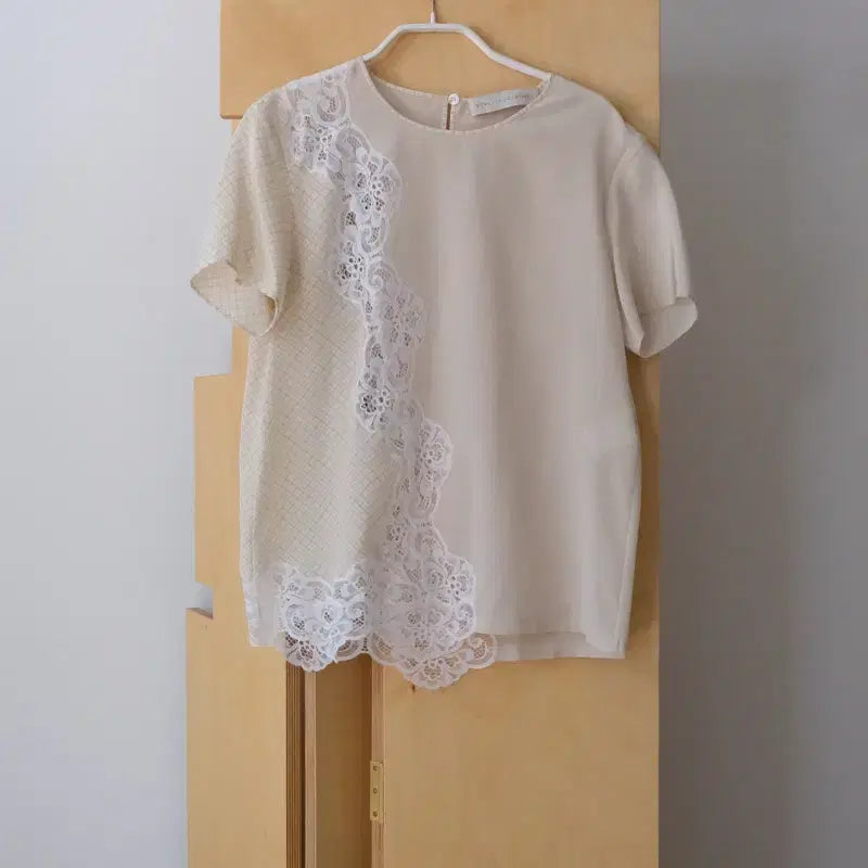 [BUNJANG] Stella McCartney Lace Short Sleeve Blouse / 스텔라맥카트니 레이스 반팔 블라우스