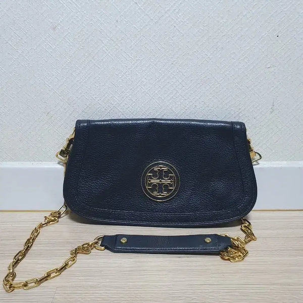 [BUNJANG] Tory Burch Black Leather Chain Shoulder Bag / 토리버치 블랙 레더 체인 숄더백