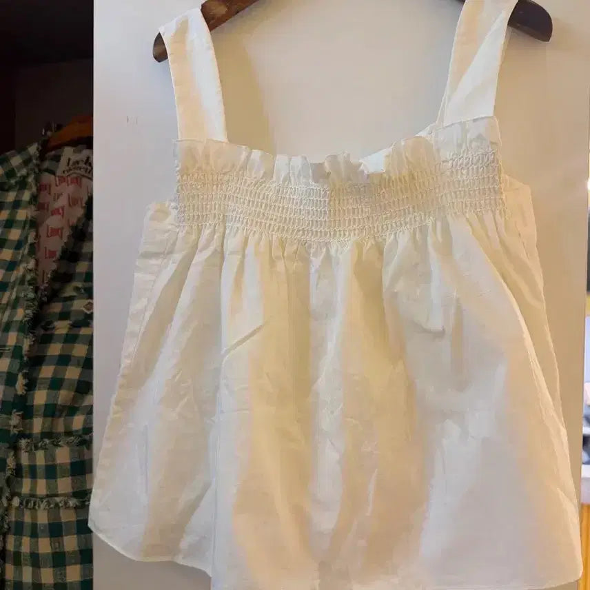 [BUNJANG] Lucky Chouette Atelier Sleeveless Blouse / 38 럭키슈에뜨 아뜰리에 블라우스