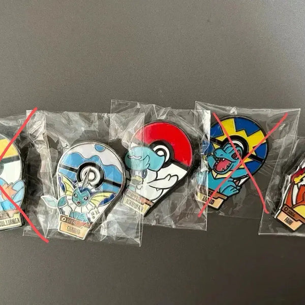 [BUNJANG] Lotte World Pokemon Balloon Flight Badge Set (Vaporeon, Charmander, Fuecoco) / 롯데월드 포켓몬 풍선비행 뱃지 (샤미드 파이리 꾸왁스)