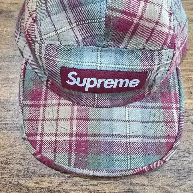 [BUNJANG] Supreme Rockered Camp Cap Olive FW25 / [새상품]슈프림 로크캐론 캠프캡 올리브 25FW
