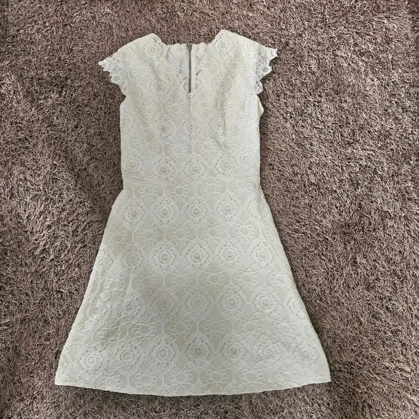 [BUNJANG] Time by Hansome Lace V-Neck Dress / 한섬 타임(Time) 레이스 브이넥 원피스