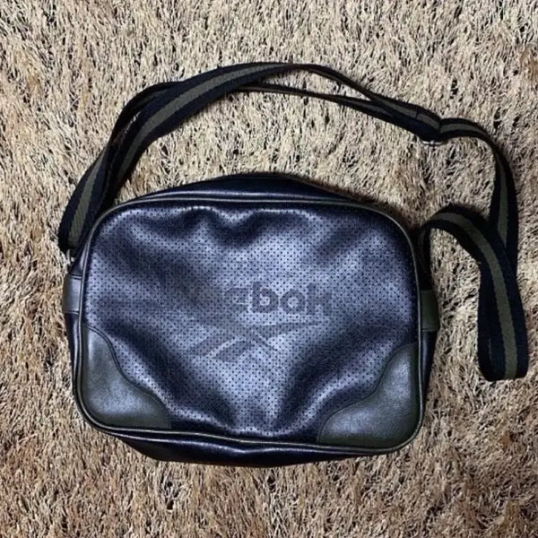 [BUNJANG] Reebok Classic Vintage Cross Bag / 리복 클래식 빈티지 크로스백