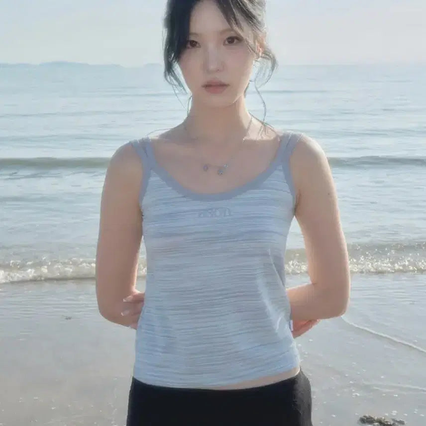 [BUNJANG] Az on Wave Sleeveless Grey / 애즈온 웨이브 슬리브리스 그레이 wave sleeveless
