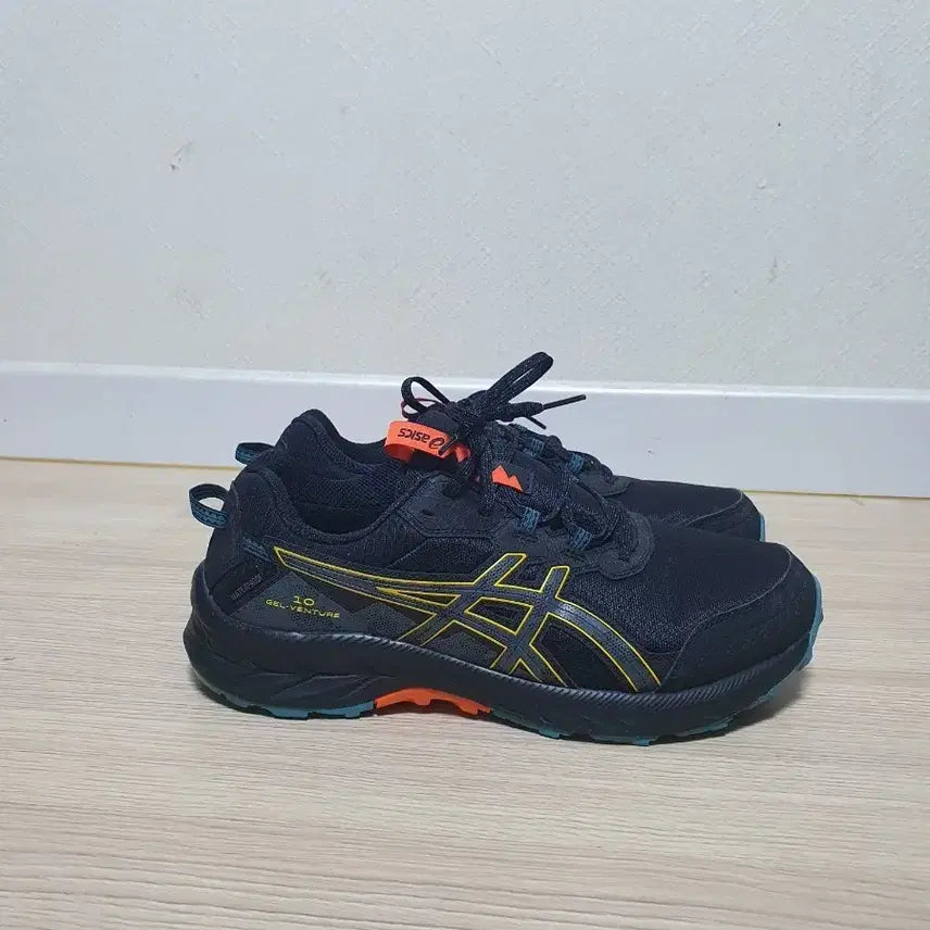 [BUNJANG] Asics Gel-Venture 10 Waterproof Trail Running Shoes / 아식스 젤 벤쳐 10 워터루프 트레일 러닝화 265