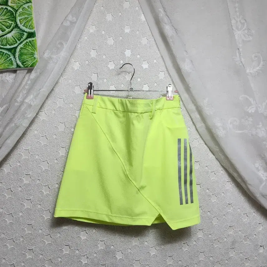 [BUNJANG] Adidas Golf Women's Shorts Size 77 / 아디다스 골프 반바지 여성77