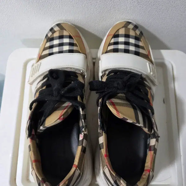 [BUNJANG] Burberry Check Sneakers / 버버리 체크 스니커즈