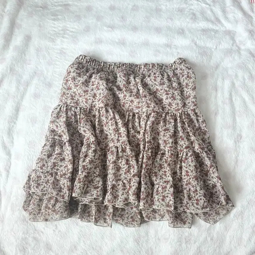 [BUNJANG] Chiffon Floral Short Skirt / 잔꽃패턴 쉬폰 숏스커트