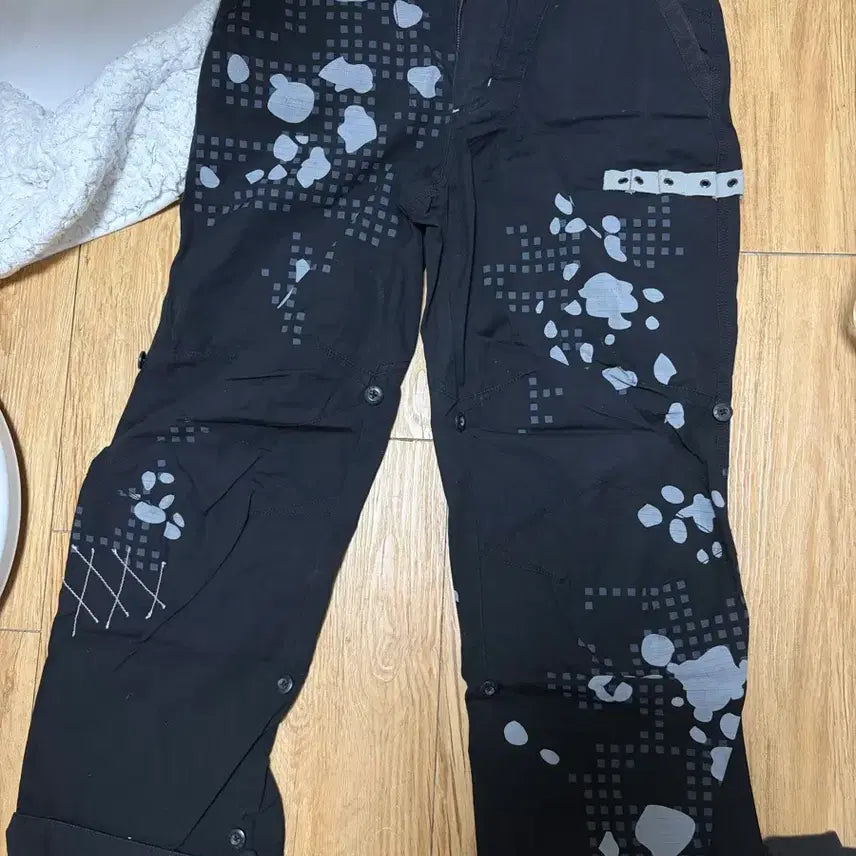 [BUNJANG] Black Pattern Cargo Pants / 블랙 패턴 카고 바지 팬츠