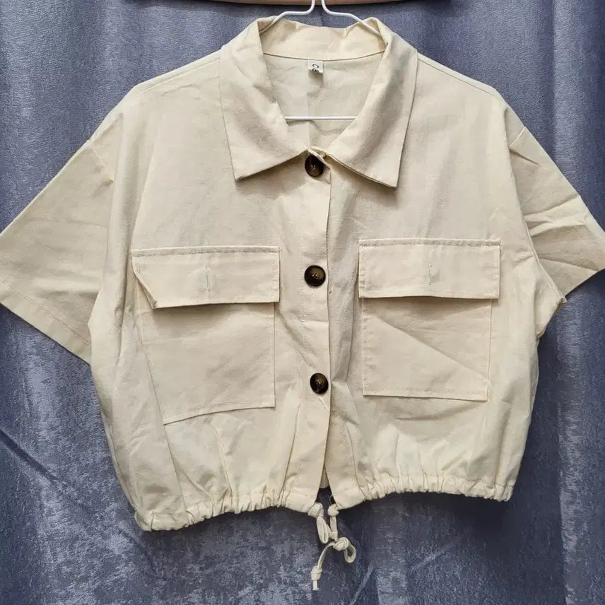 [BUNJANG] Ivory Short-Sleeve Cropped Shirt Jacket / 아이보리 반팔 크롭 셔츠 자켓