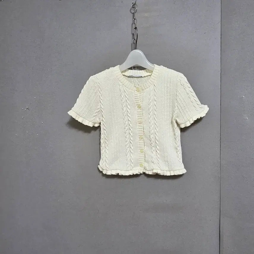 [BUNJANG] Zara Ivory Wool Blend Cropped Cardigan Sweater (Size S) / 자라 귀여운스타일 가디건 니트 S   n5918