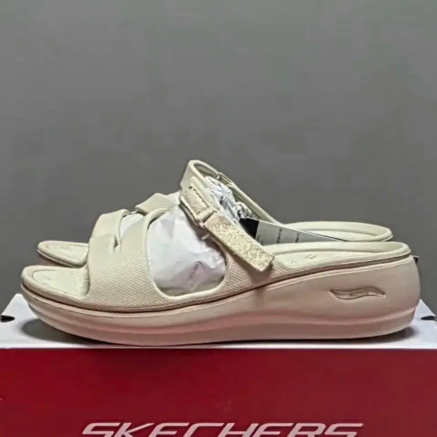 [BUNJANG] Skechers Arch Fit Sandals Beige / 스케쳐스 아치핏 샌들 [새상품]