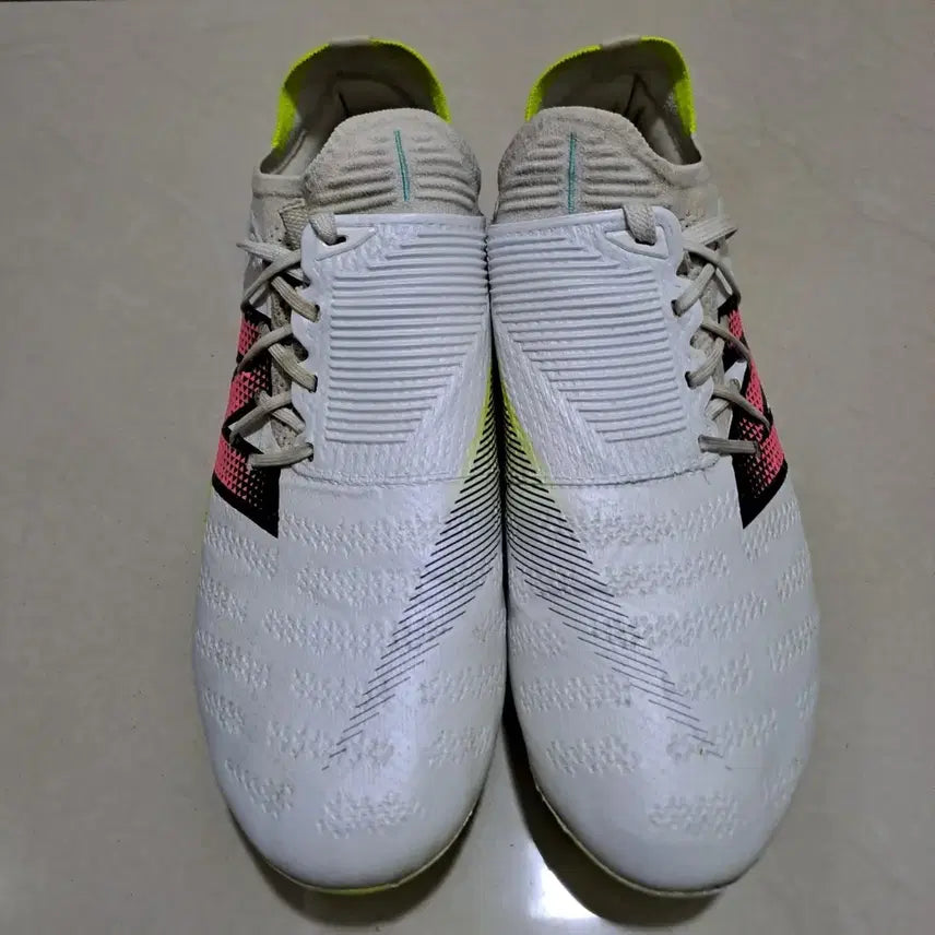 [BUNJANG] New Balance Furon v7+ Pro FG Soccer Cleats Size 260 / 뉴발란스 퓨론V7+ 프로 FG 260