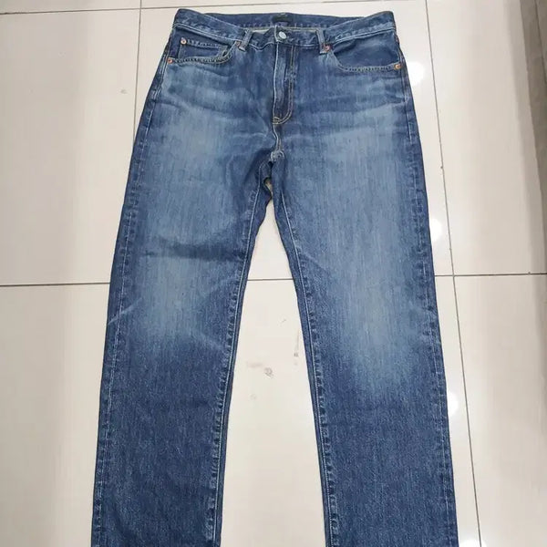 [BUNJANG] Uniqlo Size 36 Straight Leg Jeans / 유니클로 36사이즈 일자 청바지 중고