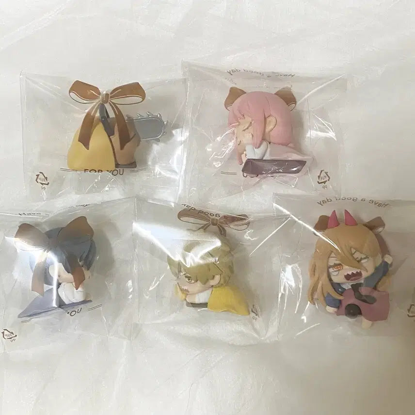 [BUNJANG] Chainsaw Man Onemutan Gacha Set of 5 (Denji, Pochita, Makima, Aki, Power) / 세트)체인소맨 오네무탄 어스컬러 가챠 5종 덴지 포치타 마키마 아키 파워
