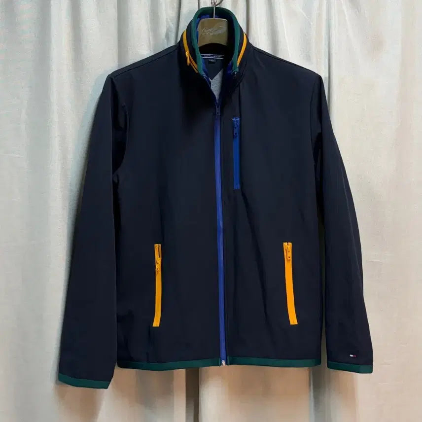 [BUNJANG] Tommy Hilfiger Colorblock Softshell Functional Jacket / [100-105] 타미힐피거 컬러블록 소프트쉘 기능성 자켓