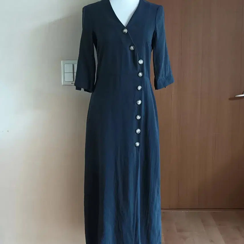 [BUNJANG] Zara V-Neck Button Long Dress / 자라 브이넥 버튼 롱 원피스
