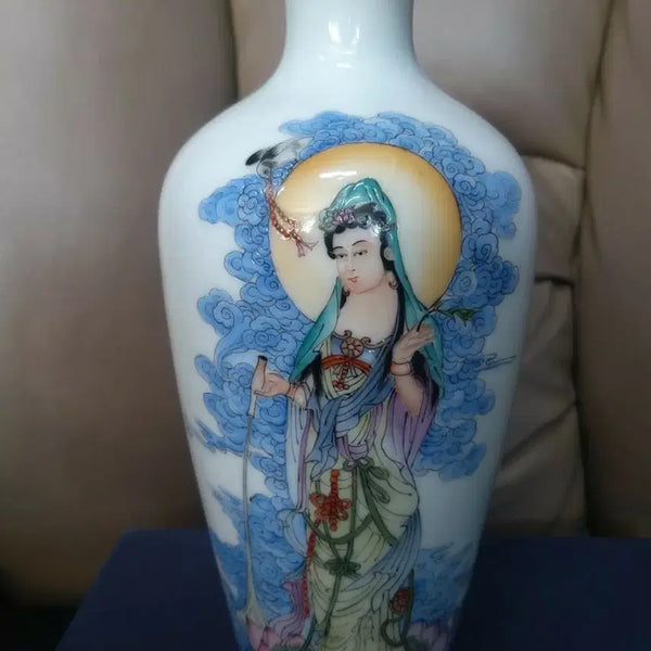 [BUNJANG] Qing Dynasty Yongzheng Period Celadon Vase - Medicine Buddha Design / 청.옹정제.기물/약사여래보살.매병.