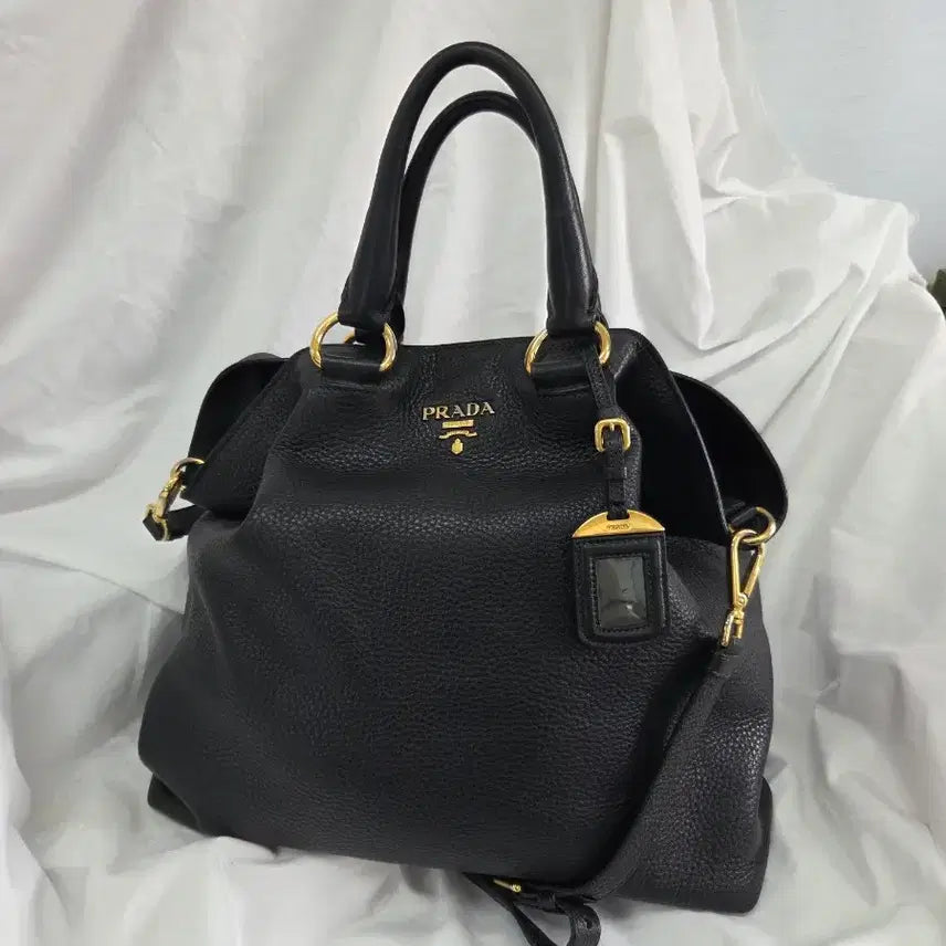 [BUNJANG] Prada Vitello Daino 2-Way Bag / 프라다 비텔로 다이노 2way 빅팩