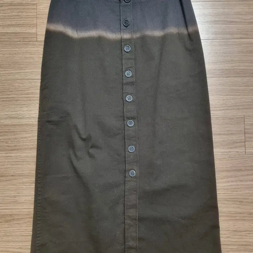 [BUNJANG] Prada Brown Gradient Two-Tone Button Skirt Size 40 / 정품 프라다 밤색 그라데이션 투톤 버튼 스커트 치마 40사이즈 prada