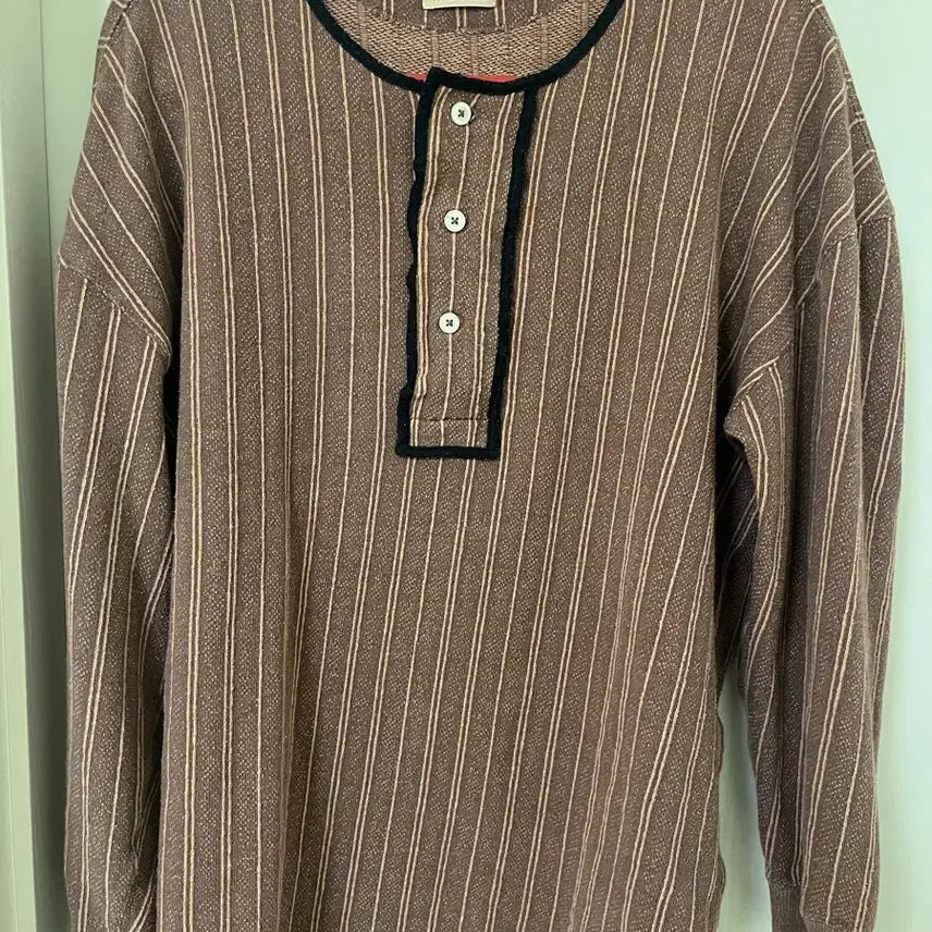 [BUNJANG] Levi's Vintage Clothing LVC 1900s Henley Sample - Size M / 리바이스빈티지클로딩 LVC 1900s 헨리넥 샘플 M사이즈