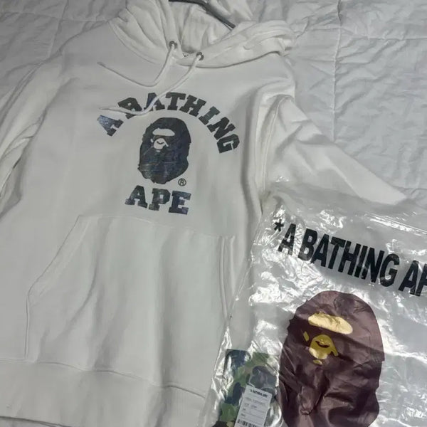 [BUNJANG] BAPE Hologram Hoodie Ivory / 베이프 홀로그램 후드 아이보리