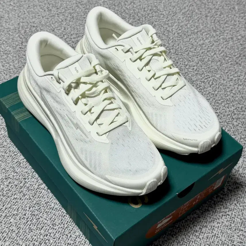 [BUNJANG] Hylo Athletics AXIS Running Shoes (230mm) / 새상품) hylo AXIS 러닝화 230mm