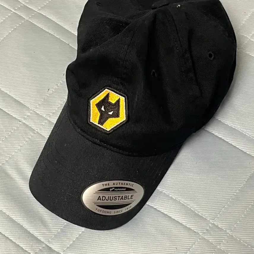 [BUNJANG] Wolverhampton Baseball Cap / 울버햄튼 모자