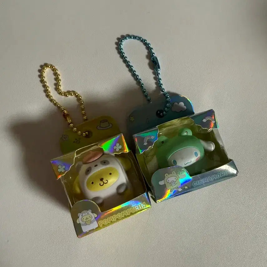 [BUNJANG] Sanrio Bean Keychain Set (2 pcs) / 산리오 콩알  키링 2개 세트