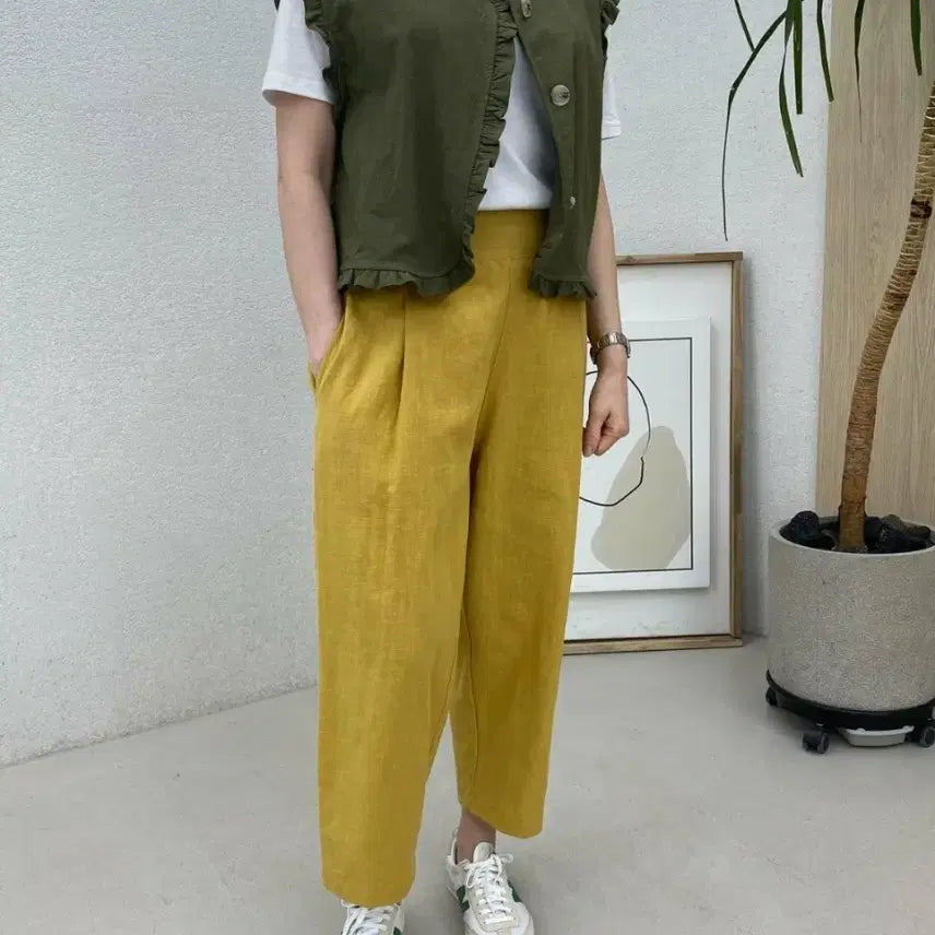 [BUNJANG] Carrot Linen Frill Vest (Khaki) / 홍당무 린넨 프릴조끼(카키)