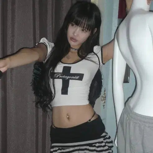 [BUNJANG] Angel Number 555 Protagonist Crop Top / 엔젤넘버555 Protagonist crop top