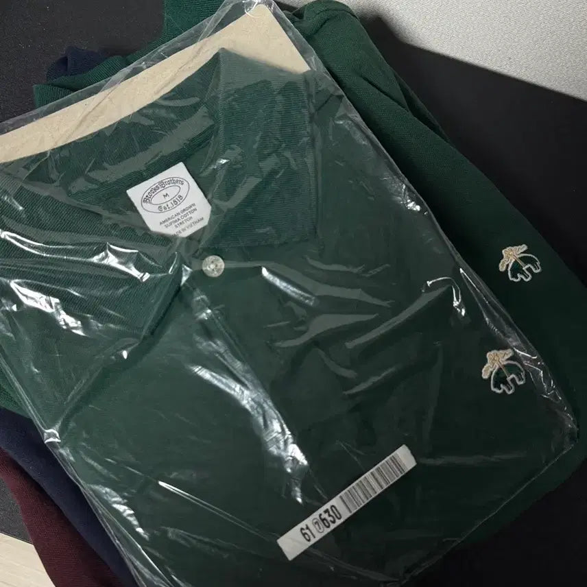 [BUNJANG] Brooks Brothers Pique Polo Shirt - Size M (Green, Navy, Wine) / 브룩스브라더스 피케 폴로 카라티 M (초록 네이비 와인)