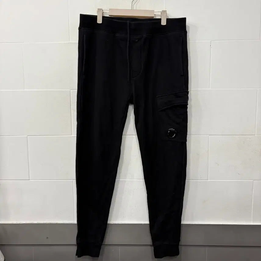[BUNJANG] CP Company Black Cargo Jogger Pants / CP컴퍼니 블랙 카고 조거 팬츠