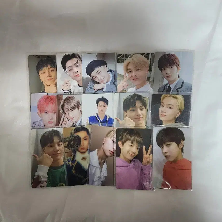 [BUNJANG] ENHYPEN Jay Heeseung Sunoo Niki 2024 Season's Greetings Bundle Set Photocard / 엔하이픈 제이 희승 선우 니키 시그 꾸꾸 응원봉 포카 일괄 양도