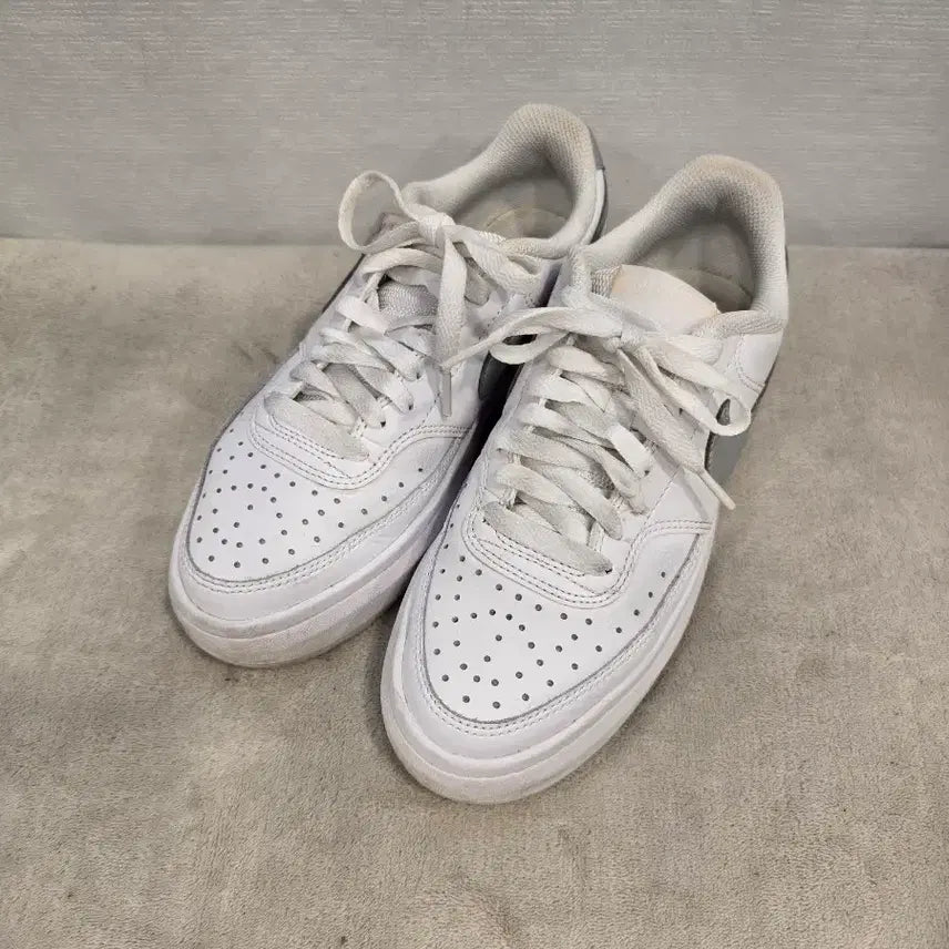 [BUNJANG] Nike Court Vision Alta White Casual Shoes / 나이키 코트 비전 알타 흰색 운동화 캐쥬얼화 235~240