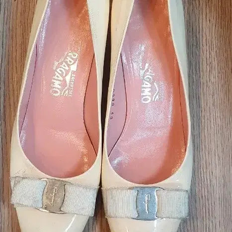 [BUNJANG] Salvatore Ferragamo Ribbon Pumps / 페라가모 리본 펌프스8