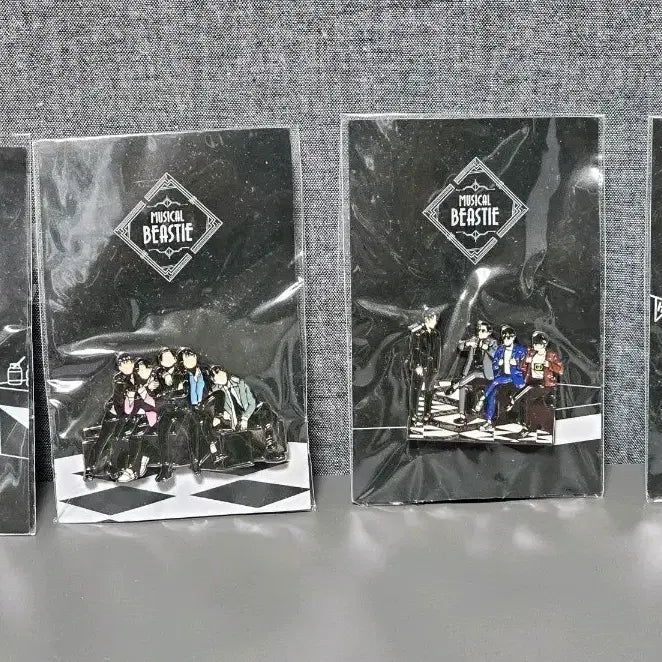 [BUNJANG] Musical "The Beastie" 2017 & 2020 Badge Set / 뮤지컬 비스티 2017, 2020 뱃지