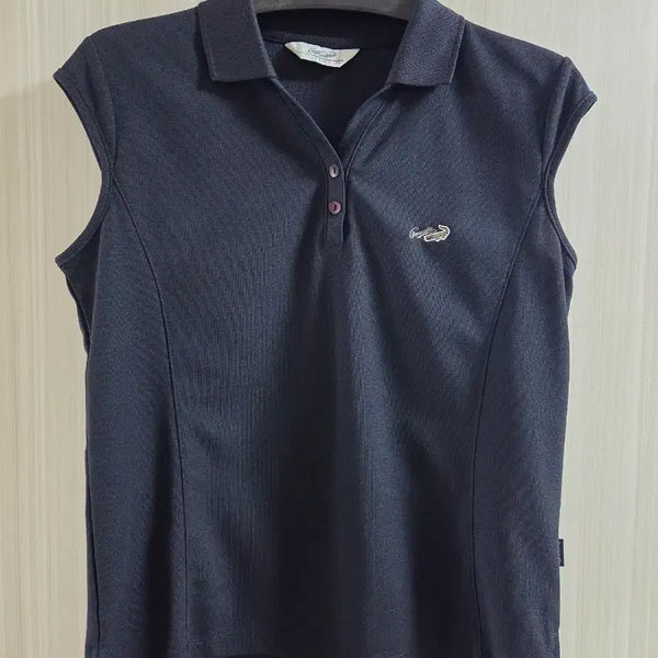 [BUNJANG] Crocodile Lady Women's Sleeveless Collar T-Shirt Black Golf Wear / 크로커다일 레이디 여성 민소매 카라 티셔츠 블랙 골프웨어