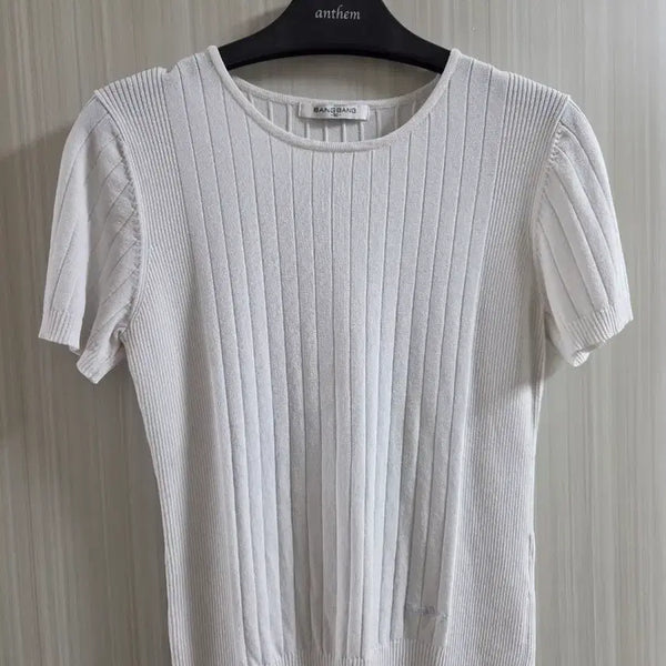 [BUNJANG] Bang Bang White Ribbed Short-Sleeve Knit T-Shirt / 뱅뱅 화이트 골지 반팔 니트티 여름 봄 가을 세계절