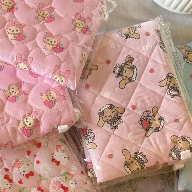 [BUNJANG] Handmade Strawberry Rilakkuma & Cinnamoroll & Mocha Fabric Pouch / 핸드메이드 딸기코리락 시나모롤 딸기 모카 패브릭 파우치