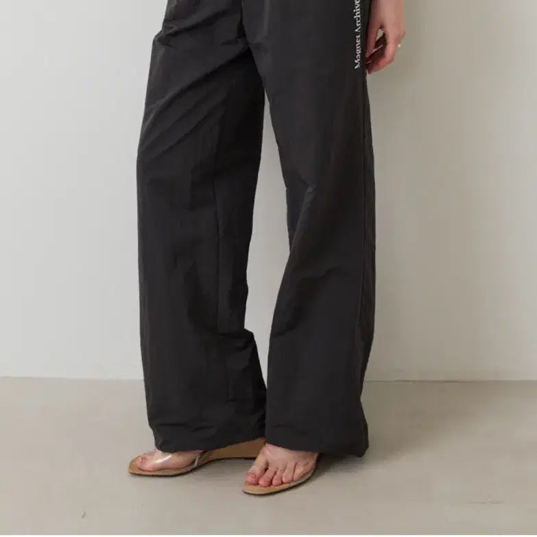 [BUNJANG] Magnet Archive Nylon Banding Pants / 마그넷아카이브 나일론 밴딩팬츠