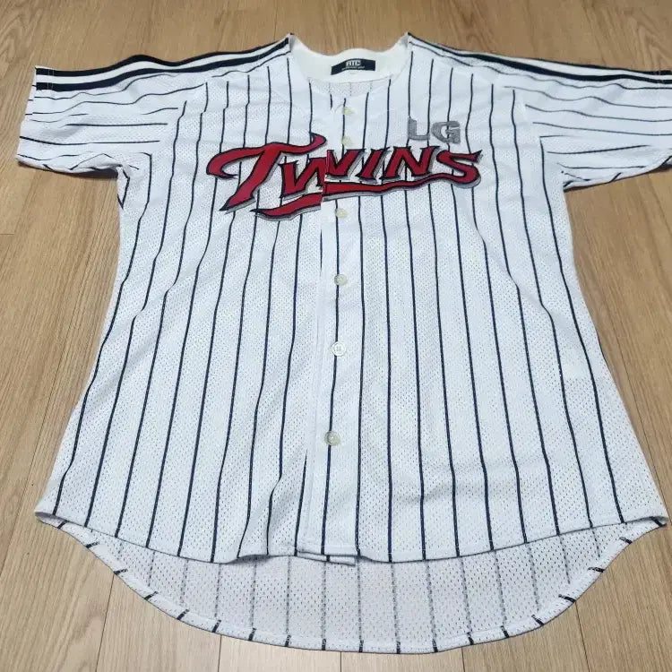 [BUNJANG] LG Twins #11 Husband Baseball Jersey Size 100 / LG 트윈스 11번 남편 야구유니폼 사이즈 100 판매합니다.